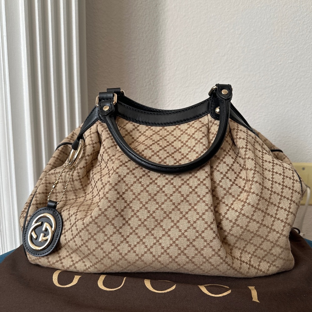 GUCCI Vintage BOHO shoulder bag (New)